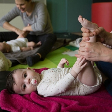Atelier de massage bébé à Toulouse